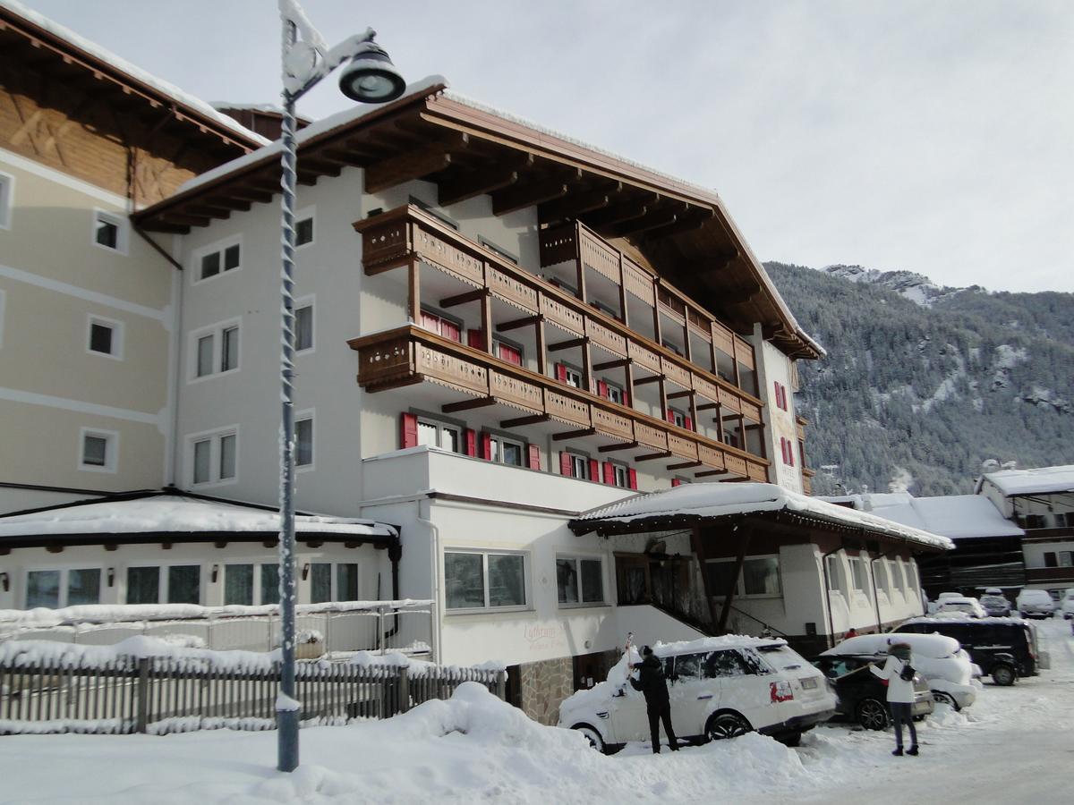 Hotel Astoria Canazei Buitenkant foto